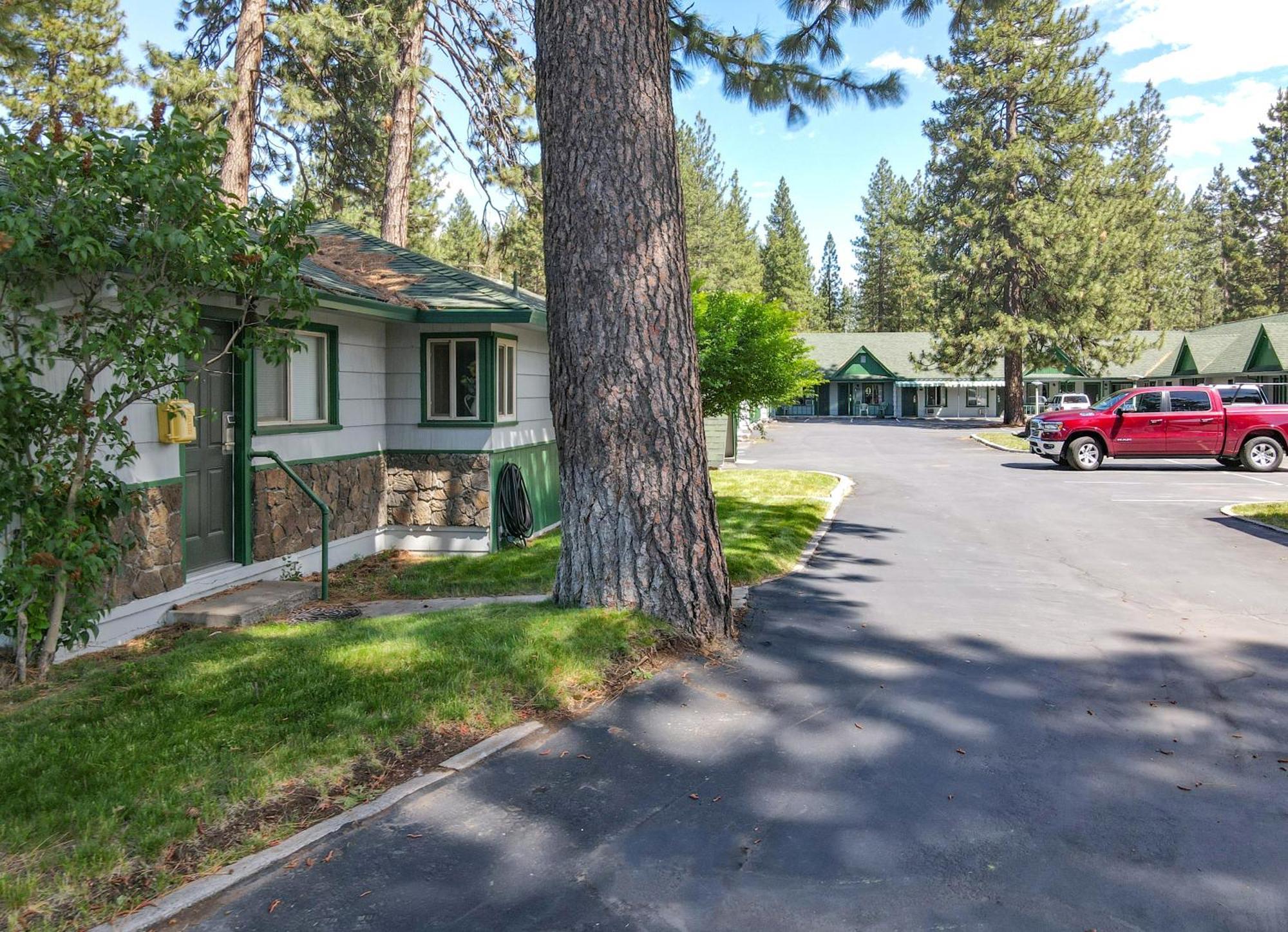 Green Gables Motel & Suites Burney Esterno foto