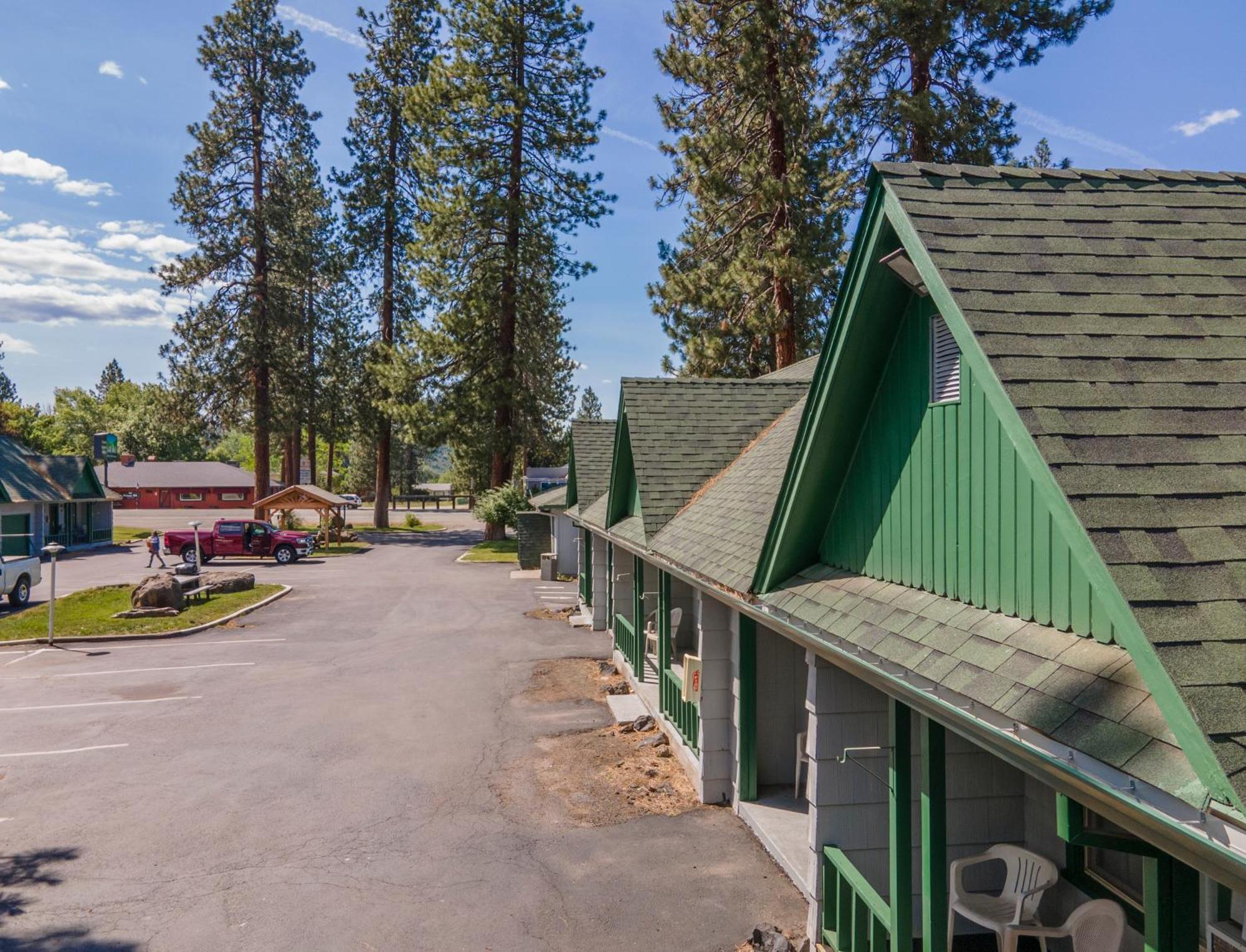 Green Gables Motel & Suites Burney Esterno foto