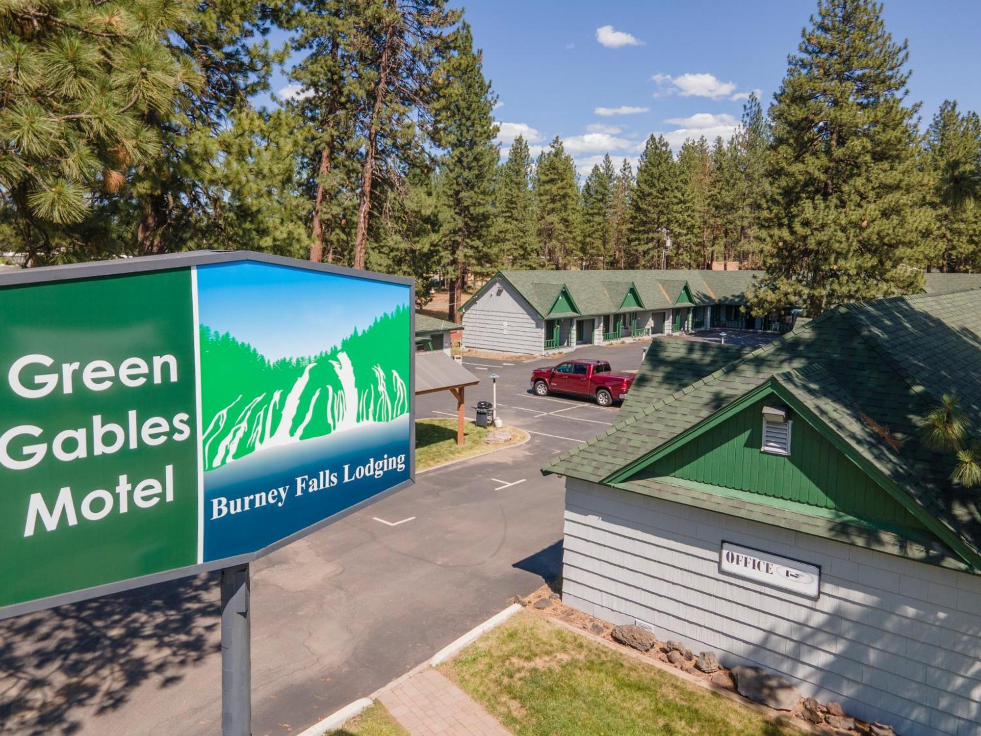 Green Gables Motel & Suites Burney Esterno foto