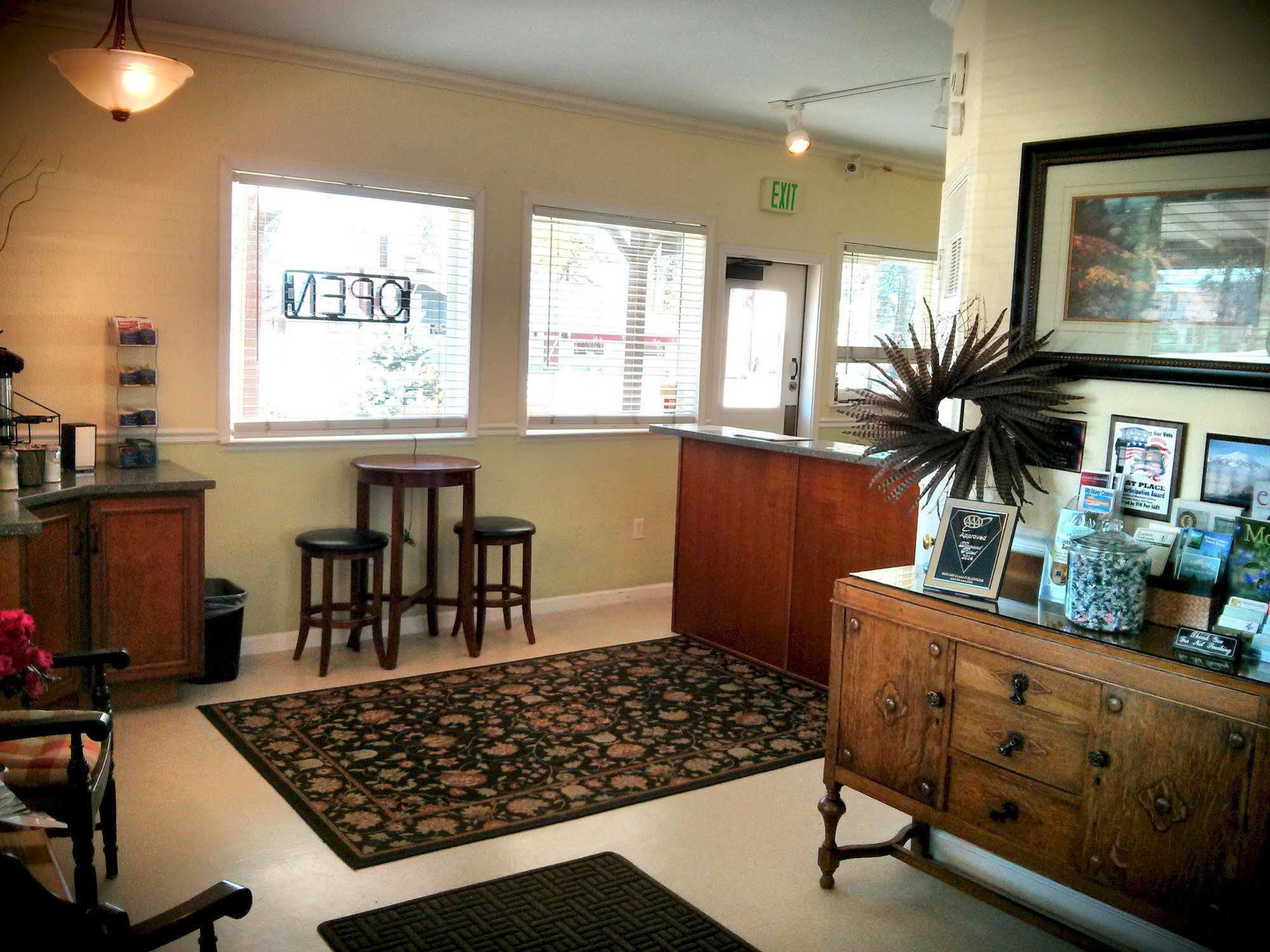 Green Gables Motel & Suites Burney Esterno foto