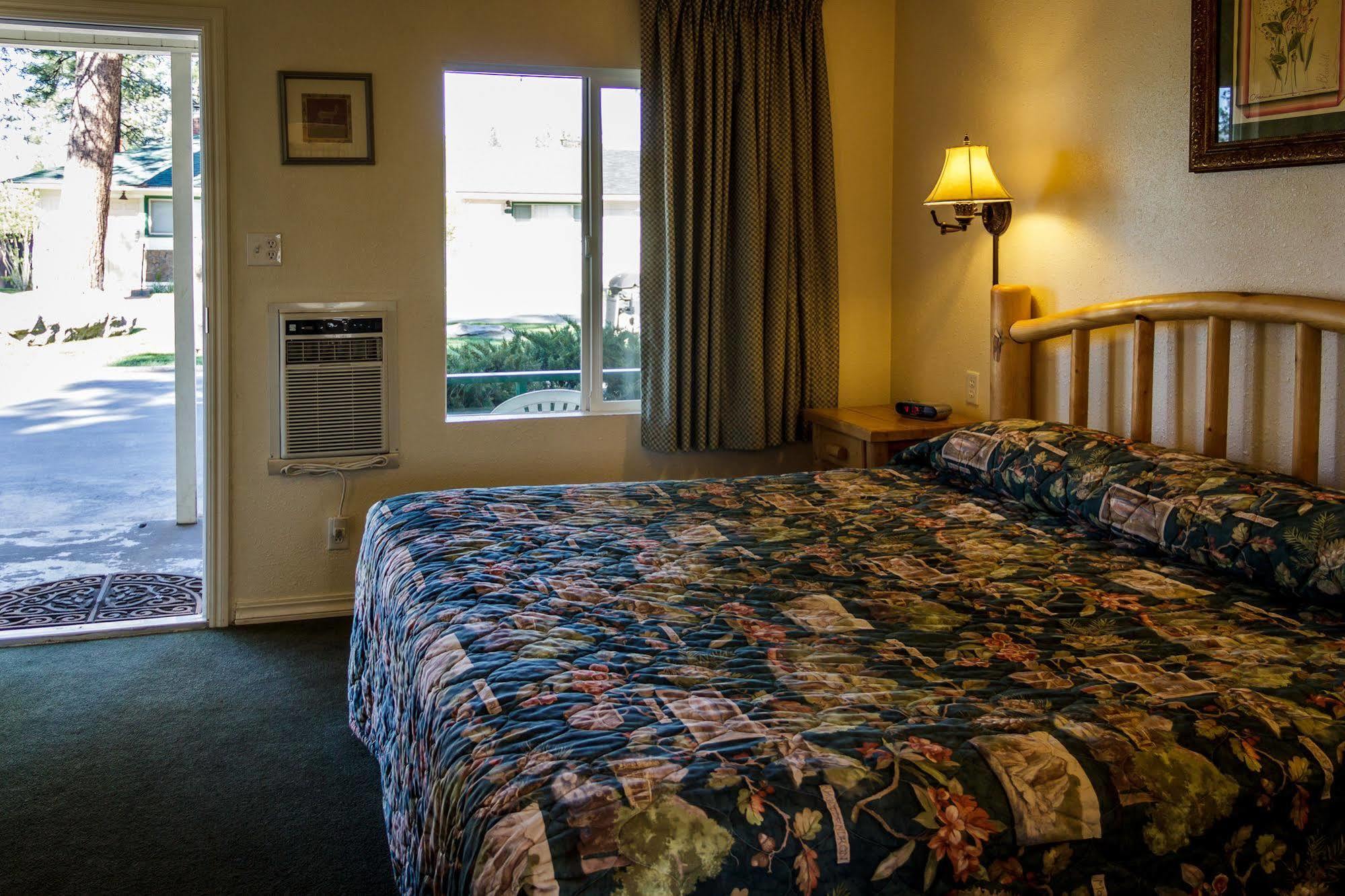 Green Gables Motel & Suites Burney Esterno foto